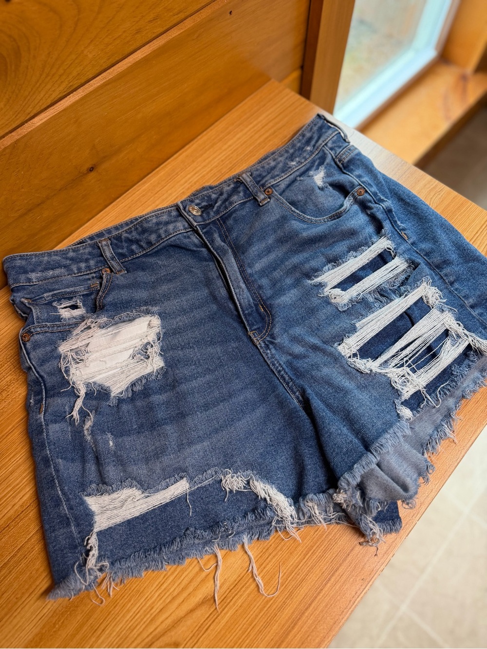 American Eagle Outfitters